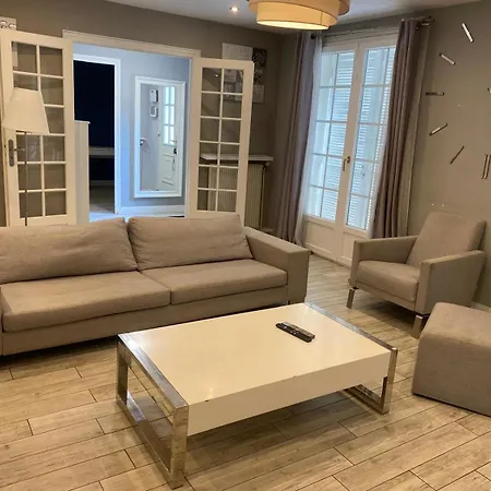 Vila Spacieuse Et Agreable A Sejourner *